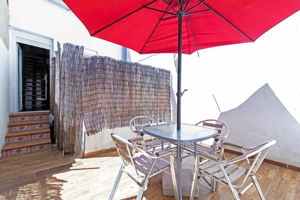 Acogedor Duplex Con Terraza Interior En La Playa Apartment Валенсия Екстериор снимка