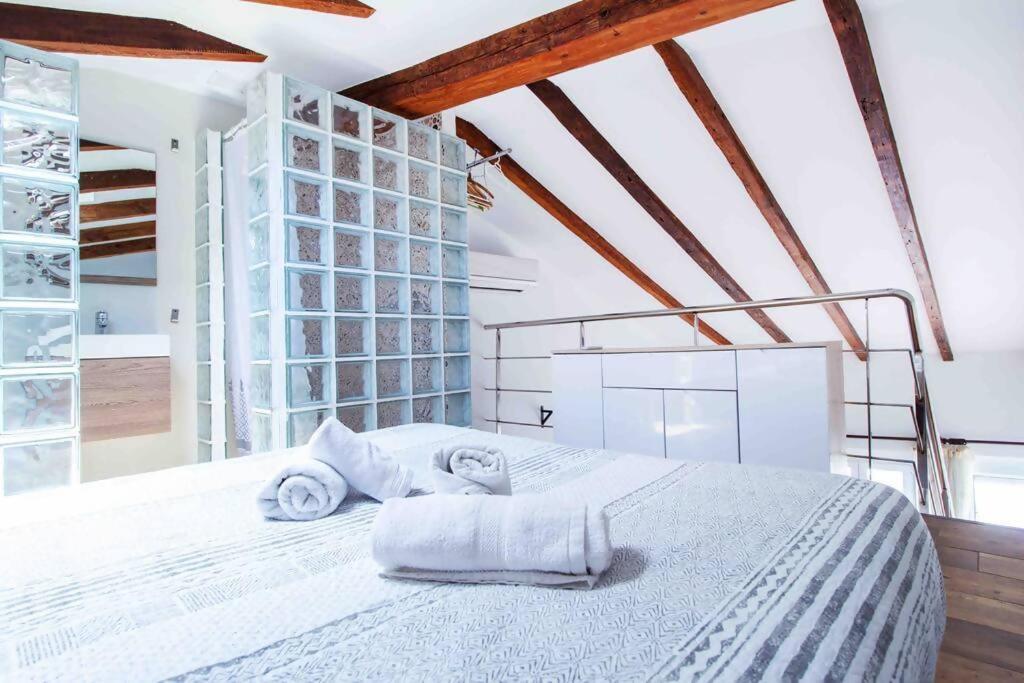 Acogedor Duplex Con Terraza Interior En La Playa Apartment Валенсия Екстериор снимка